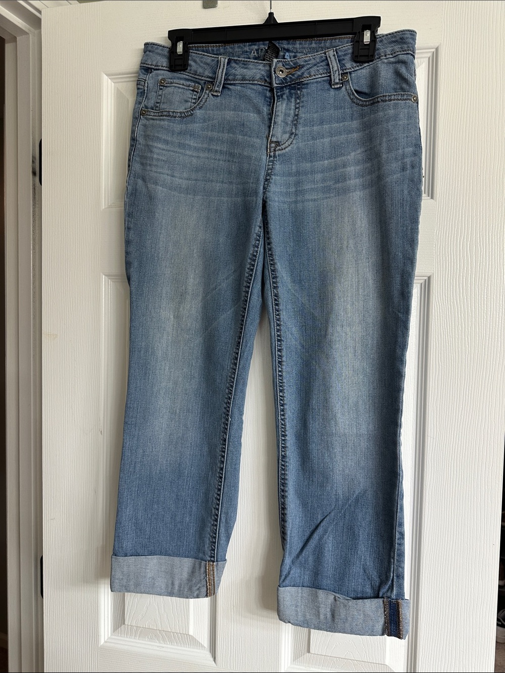 Light Blue Women's Straight Crop Jeans